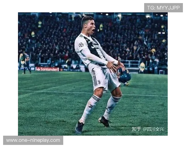 上一届足球球星风采盘点 各大球员巅峰表现与成就回顾