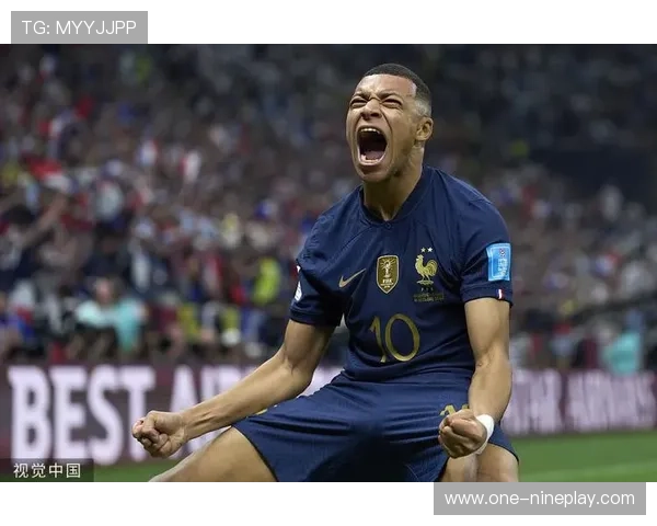 世界足球十大帽子戏法球星盘点 谁是最具传奇色彩的帽子球员